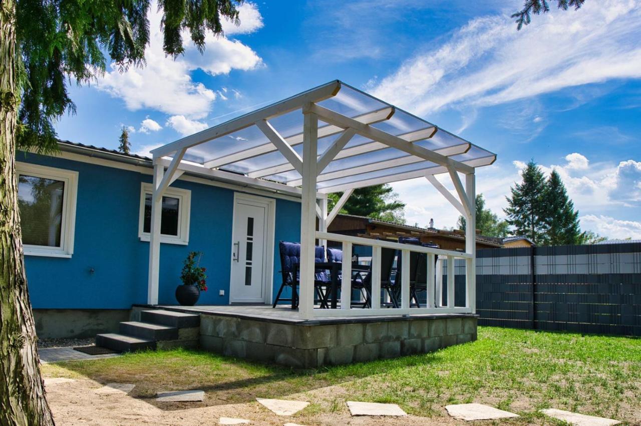 Ferienhaus Waldgefluester 70 Qm I Ueberdachte Terrasse I 2 Schlafzimmer I Strandnah Joachimsthal  Kültér fotó